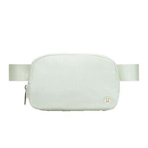 Lululemon Everywhere Belt Crossbody Fanny Bag with Long Strap 1L Kohlrabi Green